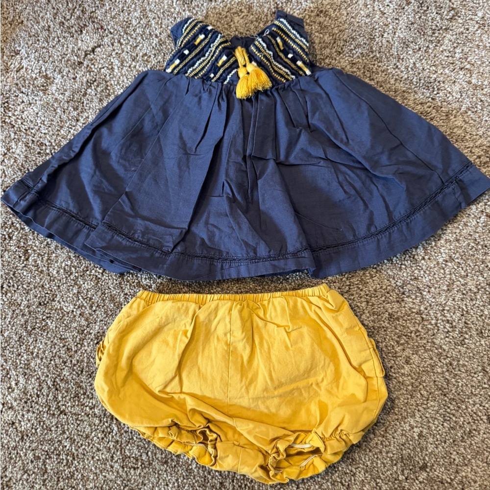 Artisan Ny Navy with Yellow design top with yellow bloomers Set